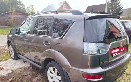 Mitsubishi Outlander III рестайлинг 3, 2012 год, 1 250 000 рублей, 4 фотография