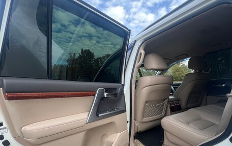 Toyota Land Cruiser 200, 2012 год, 3 900 000 рублей, 13 фотография