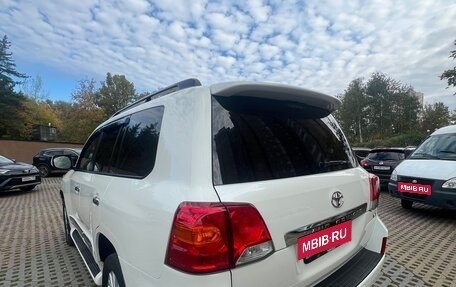 Toyota Land Cruiser 200, 2012 год, 3 900 000 рублей, 8 фотография