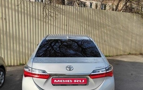 Toyota Corolla, 2018 год, 1 800 000 рублей, 3 фотография