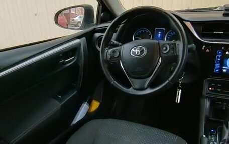 Toyota Corolla, 2018 год, 1 800 000 рублей, 7 фотография