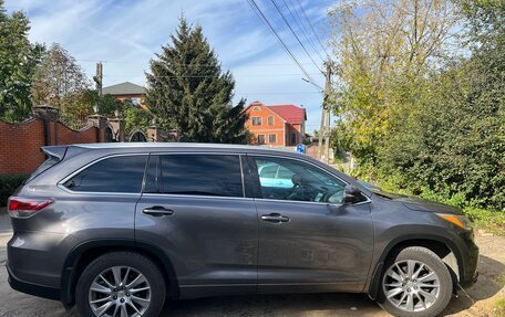Toyota Highlander III, 2014 год, 2 920 000 рублей, 10 фотография
