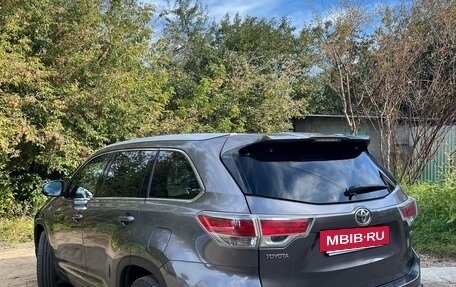 Toyota Highlander III, 2014 год, 2 920 000 рублей, 5 фотография