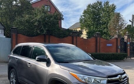 Toyota Highlander III, 2014 год, 2 920 000 рублей, 3 фотография