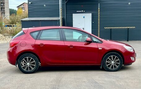 Opel Astra J, 2010 год, 720 000 рублей, 4 фотография