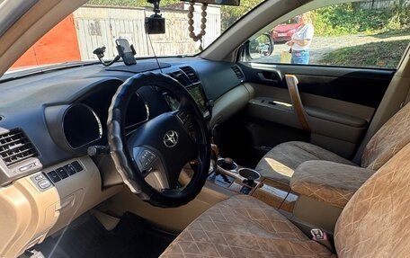Toyota Highlander III, 2008 год, 1 700 000 рублей, 7 фотография