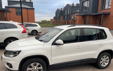 Volkswagen Tiguan I, 2012 год, 980 000 рублей, 2 фотография