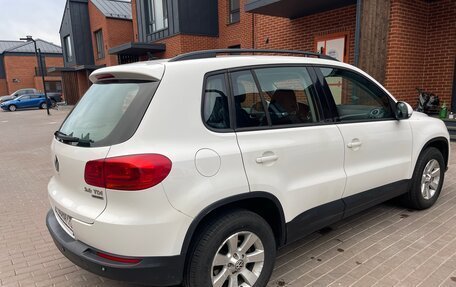 Volkswagen Tiguan I, 2012 год, 980 000 рублей, 5 фотография