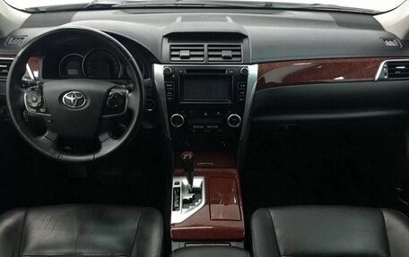 Toyota Camry, 2014 год, 1 700 000 рублей, 13 фотография