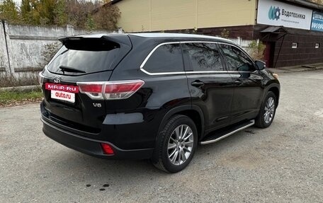 Toyota Highlander III, 2015 год, 2 530 000 рублей, 5 фотография