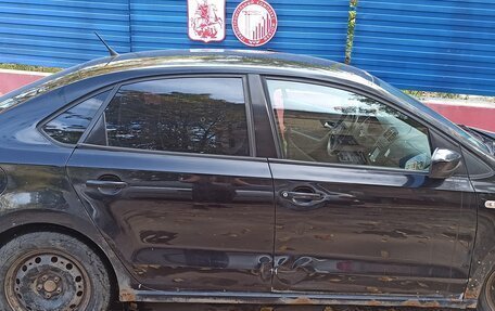 Volkswagen Polo VI (EU Market), 2011 год, 370 000 рублей, 3 фотография