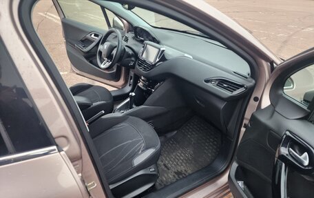 Peugeot 208 II, 2013 год, 800 000 рублей, 9 фотография
