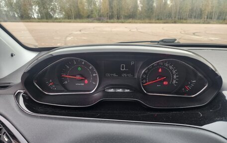 Peugeot 208 II, 2013 год, 800 000 рублей, 10 фотография