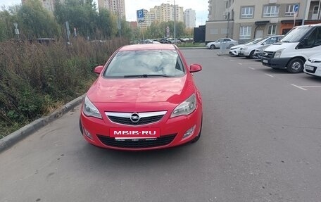 Opel Astra J, 2012 год, 730 000 рублей, 3 фотография