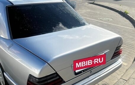 Mercedes-Benz E-Класс, 1994 год, 350 000 рублей, 5 фотография