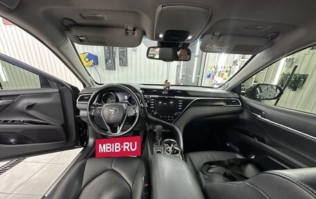 Toyota Camry, 2019 год, 2 900 000 рублей, 7 фотография