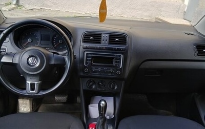 Volkswagen Polo VI (EU Market), 2013 год, 730 000 рублей, 1 фотография