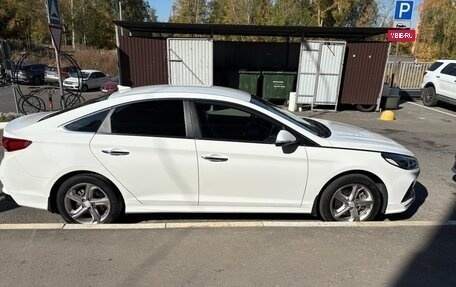 Hyundai Sonata VII, 2018 год, 2 050 000 рублей, 3 фотография
