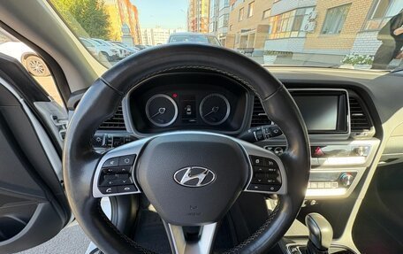 Hyundai Sonata VII, 2018 год, 2 050 000 рублей, 8 фотография