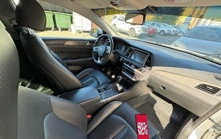 Hyundai Sonata VII, 2018 год, 2 050 000 рублей, 10 фотография