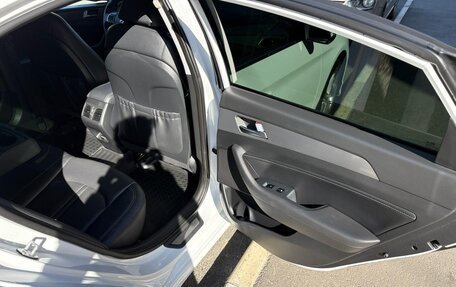 Hyundai Sonata VII, 2018 год, 2 050 000 рублей, 14 фотография