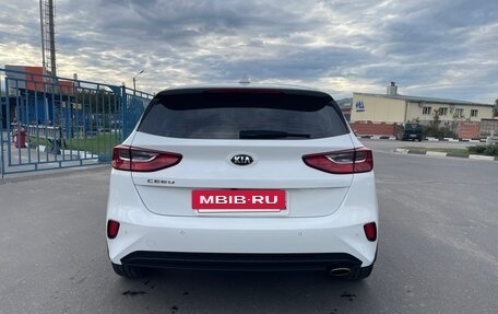 KIA cee'd III, 2018 год, 1 800 000 рублей, 2 фотография