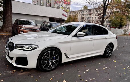 BMW 5 серия, 2020 год, 5 400 000 рублей, 2 фотография