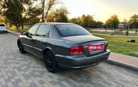 Hyundai Sonata IV рестайлинг, 2005 год, 460 000 рублей, 3 фотография
