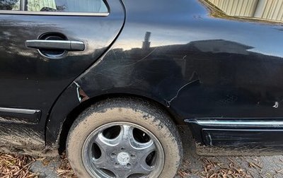 Mercedes-Benz E-Класс, 1998 год, 200 000 рублей, 1 фотография