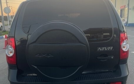 Chevrolet Niva I рестайлинг, 2019 год, 835 000 рублей, 2 фотография