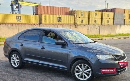 Skoda Rapid I, 2015 год, 1 000 000 рублей, 2 фотография