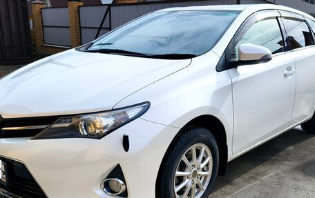 Toyota Auris II, 2013 год, 1 360 000 рублей, 3 фотография