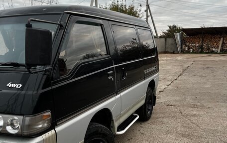 Mitsubishi Delica III, 1993 год, 800 000 рублей, 14 фотография