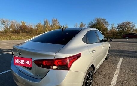 Hyundai Solaris II рестайлинг, 2019 год, 1 000 000 рублей, 8 фотография
