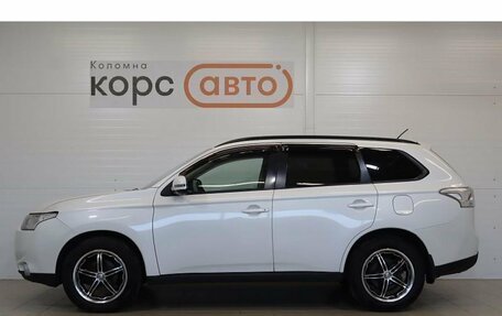 Mitsubishi Outlander III рестайлинг 3, 2014 год, 1 249 000 рублей, 2 фотография