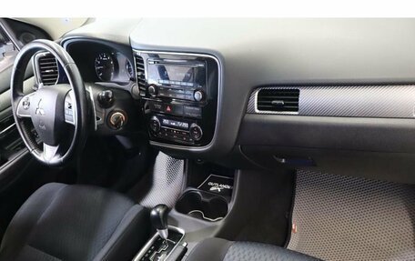 Mitsubishi Outlander III рестайлинг 3, 2014 год, 1 249 000 рублей, 5 фотография
