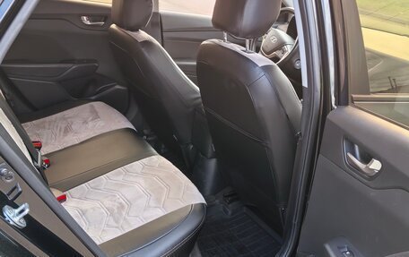 Hyundai Solaris II рестайлинг, 2018 год, 1 180 000 рублей, 3 фотография