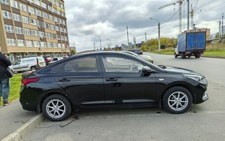Hyundai Solaris II рестайлинг, 2018 год, 1 180 000 рублей, 10 фотография