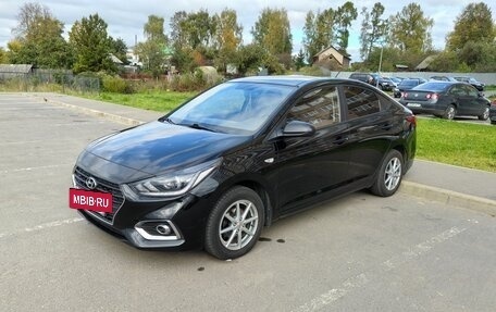 Hyundai Solaris II рестайлинг, 2018 год, 1 180 000 рублей, 7 фотография