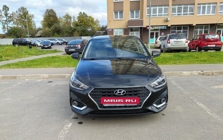 Hyundai Solaris II рестайлинг, 2018 год, 1 180 000 рублей, 8 фотография