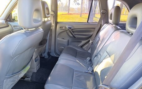 Toyota RAV4, 2001 год, 745 000 рублей, 10 фотография