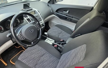 KIA cee'd I рестайлинг, 2009 год, 650 000 рублей, 14 фотография