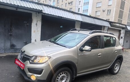 Renault Sandero II рестайлинг, 2018 год, 1 080 000 рублей, 2 фотография