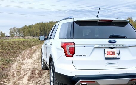 Ford Explorer VI, 2017 год, 3 300 000 рублей, 5 фотография