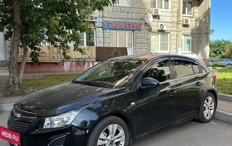 Chevrolet Cruze II, 2013 год, 820 000 рублей, 3 фотография