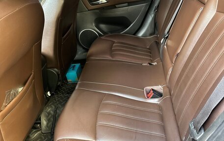 Chevrolet Cruze II, 2013 год, 820 000 рублей, 10 фотография