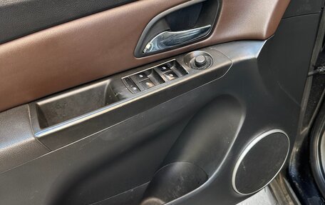 Chevrolet Cruze II, 2013 год, 820 000 рублей, 9 фотография