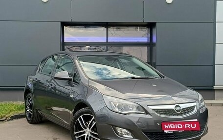 Opel Astra J, 2011 год, 729 000 рублей, 3 фотография