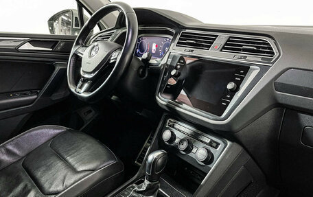 Volkswagen Tiguan II, 2020 год, 2 377 000 рублей, 9 фотография