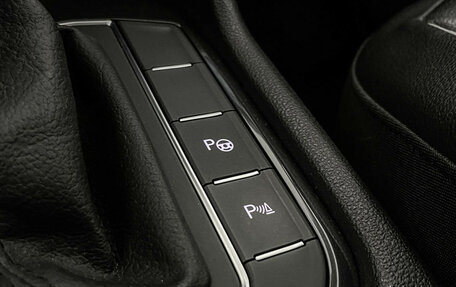 Volkswagen Tiguan II, 2020 год, 2 377 000 рублей, 16 фотография